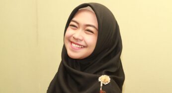 Ria Ricis Umrahkan 20 Karyawan karena Loyalitas