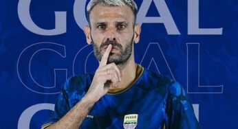 Tyronne Del Pino Raih Pemain Terbaik Liga 1